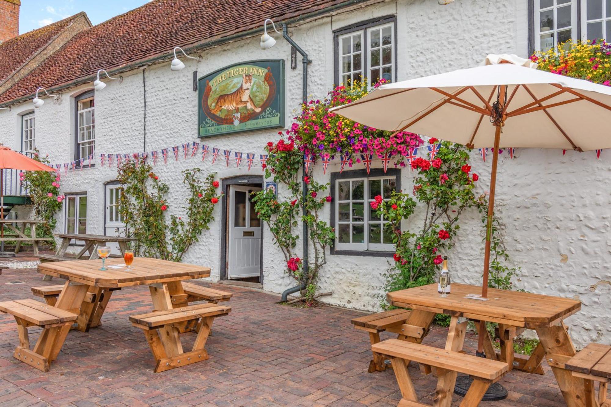 Tiger Inn _ Minnie AEGON International Exteriér fotografie